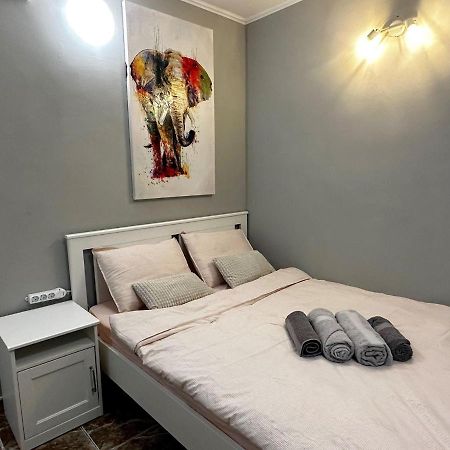 One Room Apartment Decebal Bucureşti Exterior foto