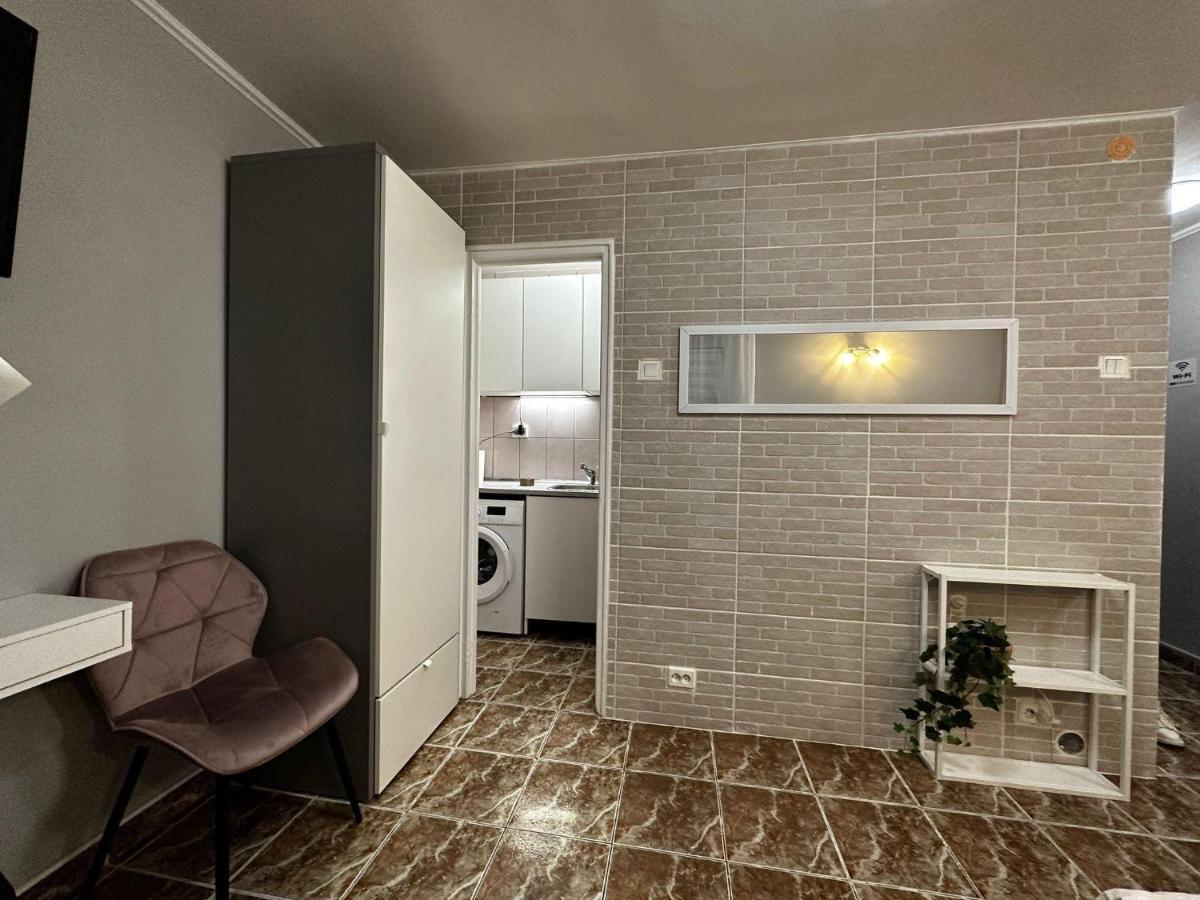 One Room Apartment Decebal Bucureşti Exterior foto